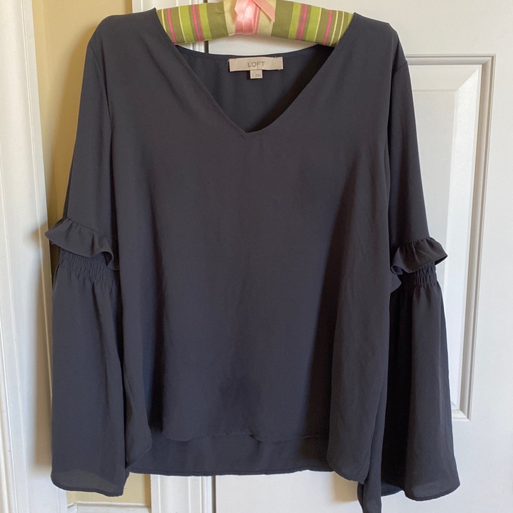 LOFT S Charcoal Grey Blouse. Ruffle Sleeved. S
